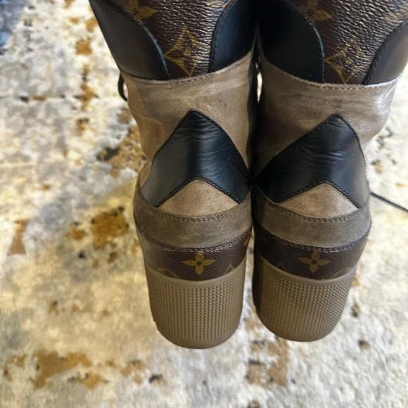 Louis Vuitton Laureate Boots EU42 - Picture 4 of 9